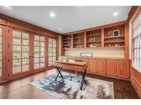 965 S Comus Street Portland OR 97219