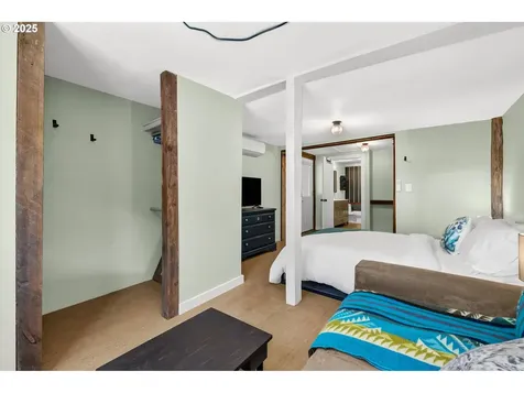 225 N Dubois Road Ariel WA 98603