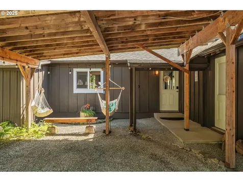 225 N Dubois Road Ariel WA 98603