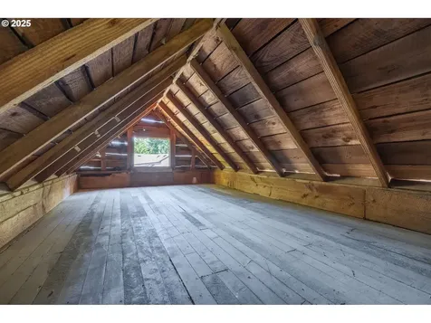 225 N Dubois Road Ariel WA 98603