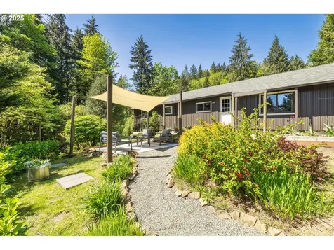 225 N Dubois Road Ariel WA 98603