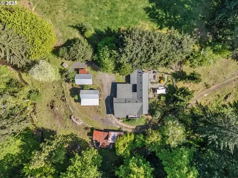 225 N Dubois Road Ariel WA 98603