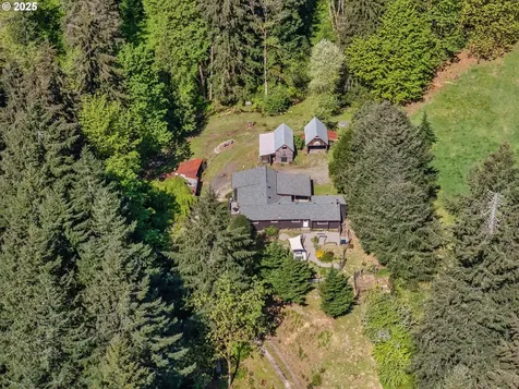 225 N Dubois Road Ariel WA 98603