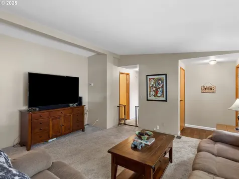18485 SW Pacific Drive Tualatin OR 97062