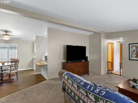 18485 SW Pacific Drive Tualatin OR 97062