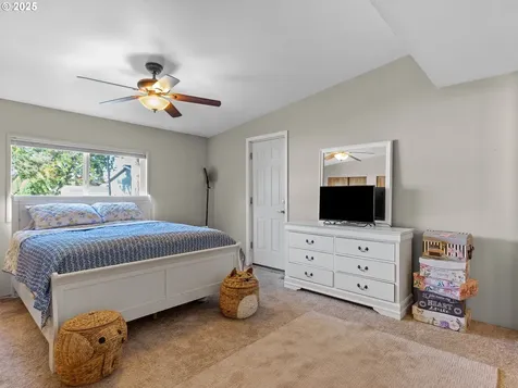 18485 SW Pacific Drive Tualatin OR 97062