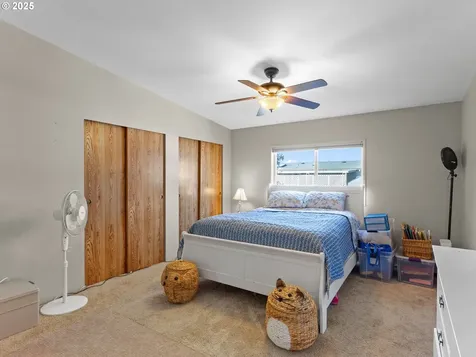 18485 SW Pacific Drive Tualatin OR 97062