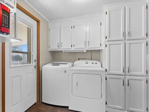 18485 SW Pacific Drive Tualatin OR 97062