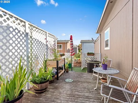 18485 SW Pacific Drive Tualatin OR 97062
