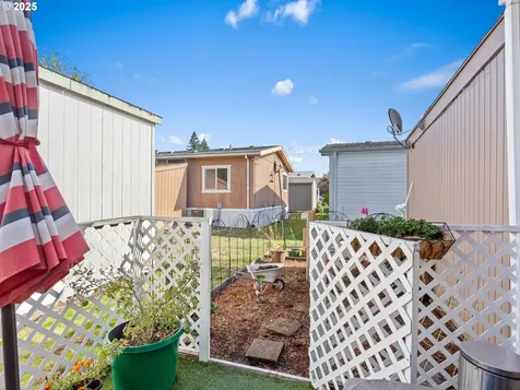 18485 SW Pacific Drive Tualatin OR 97062