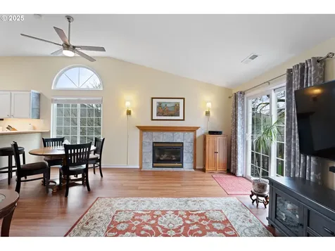 4887 R Drive Washougal WA 98671