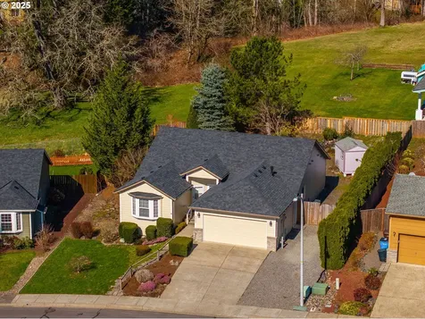 4887 R Drive Washougal WA 98671