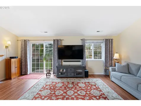 4887 R Drive Washougal WA 98671