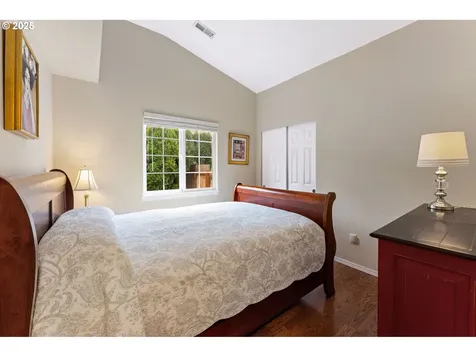 4887 R Drive Washougal WA 98671