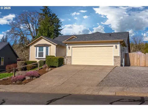 4887 R Drive Washougal WA 98671