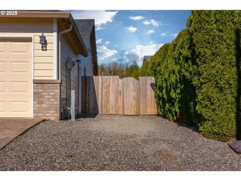 4887 R Drive Washougal WA 98671