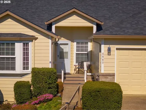 4887 R Drive Washougal WA 98671