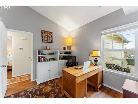 4887 R Drive Washougal WA 98671