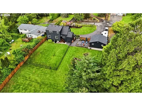 121 S Vista Way Kelso WA 98626