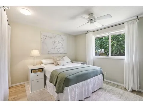 855 N 8th Street Aumsville OR 97325