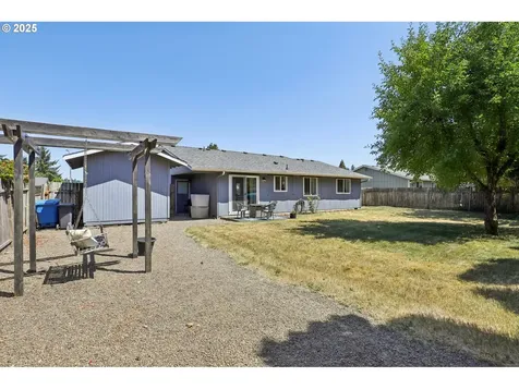 855 N 8th Street Aumsville OR 97325
