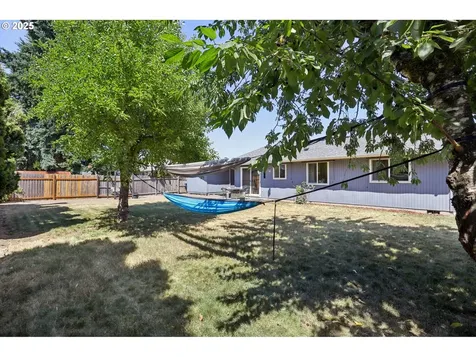 855 N 8th Street Aumsville OR 97325