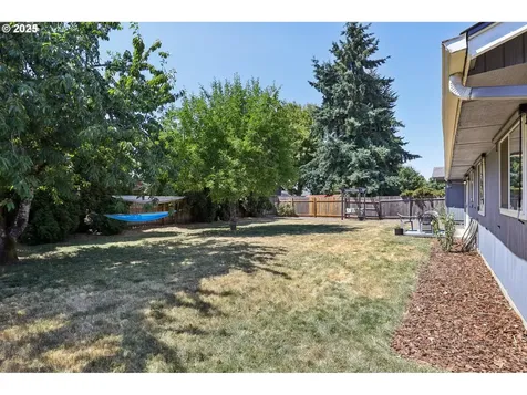 855 N 8th Street Aumsville OR 97325