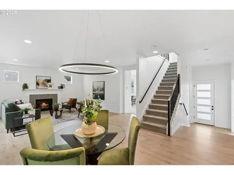 10025 SE Nicholas Drive Happy Valley OR 97086