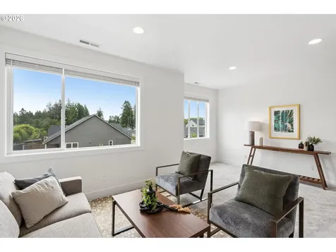 10025 SE Nicholas Drive Happy Valley OR 97086