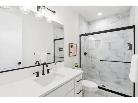 10025 SE Nicholas Drive Happy Valley OR 97086