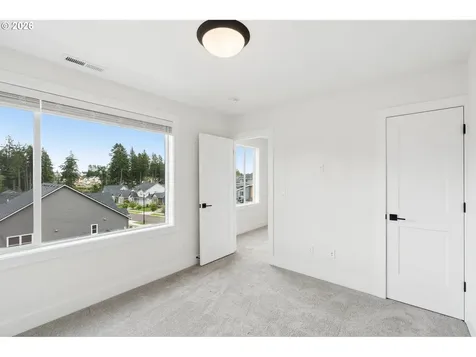 10025 SE Nicholas Drive Happy Valley OR 97086
