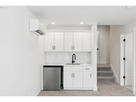 10025 SE Nicholas Drive Happy Valley OR 97086