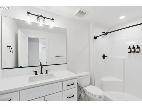 10025 SE Nicholas Drive Happy Valley OR 97086