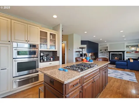 24 Empire Drive Silver Lake WA 98645