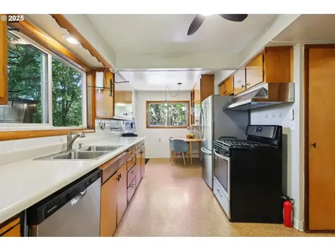 611 18th Street Washougal WA 98671