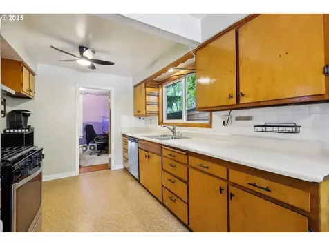 611 18th Street Washougal WA 98671