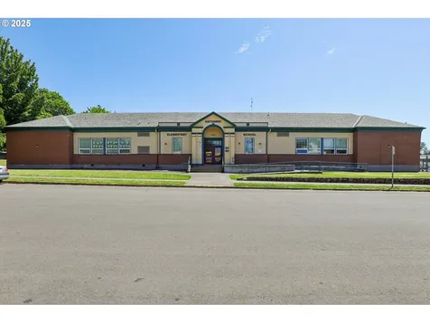 611 18th Street Washougal WA 98671