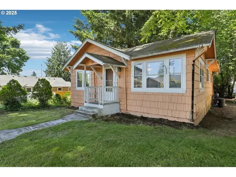 611 18th Street Washougal WA 98671