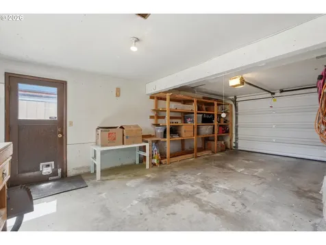 7125 Via Montemar Gladstone OR 97027