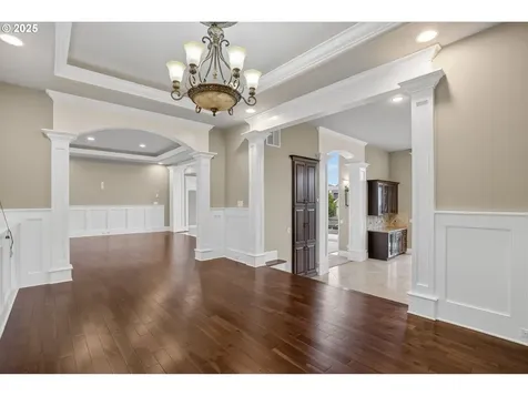 3828 NW Devoto Lane Portland OR 97229
