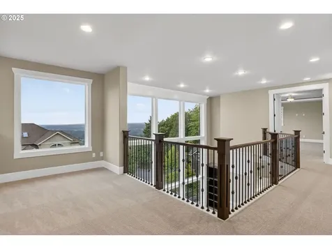 3828 NW Devoto Lane Portland OR 97229