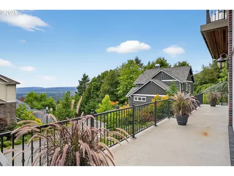 3828 NW Devoto Lane Portland OR 97229
