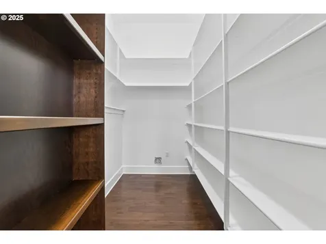 3828 NW Devoto Lane Portland OR 97229