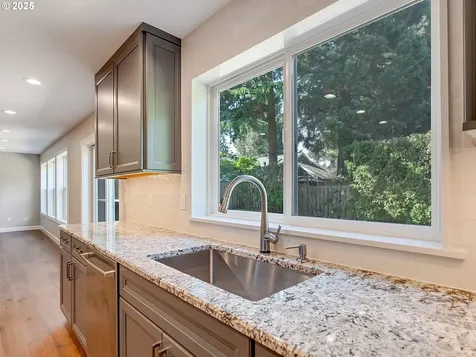 21463 SW Christensen Court Tualatin OR 97062