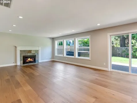 21463 SW Christensen Court Tualatin OR 97062