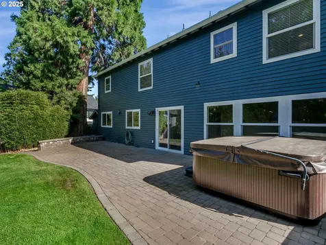 21463 SW Christensen Court Tualatin OR 97062