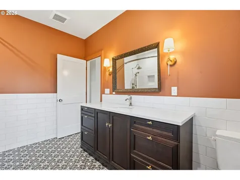 160 SE 19th Street Troutdale OR 97060