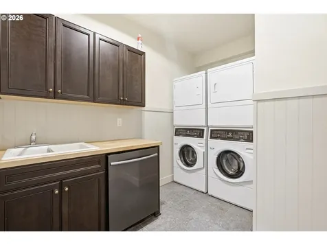 160 SE 19th Street Troutdale OR 97060