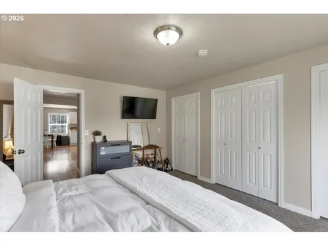 212 Picture Street Independence OR 97351