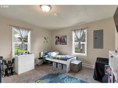 212 Picture Street Independence OR 97351